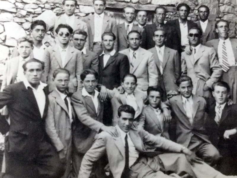 Homes del poble d'Aransa